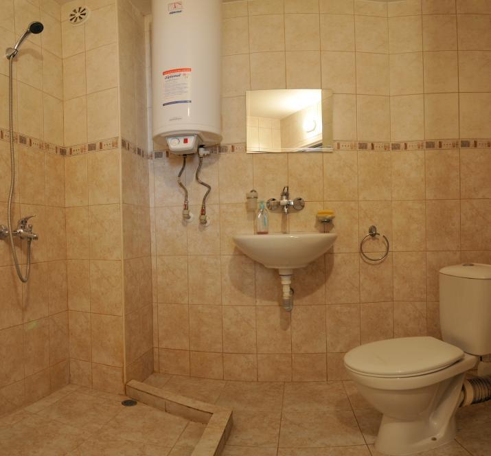 Hotel Prolet Sjoemen Buitenkant foto